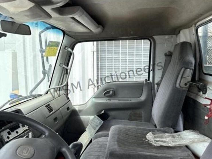 2006-ford-lcf-image-24