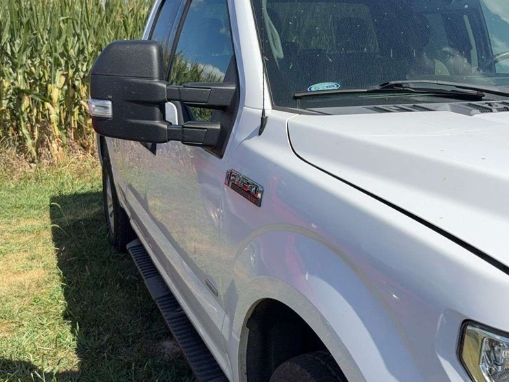 2017-ford-f150-image-2