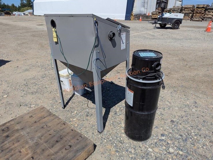 skatblast-sandblast-cabinet-image-8