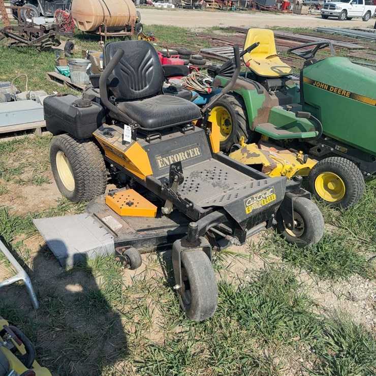 Cub-Cadet Enforcer zero-turn mower, runs, 48" deck