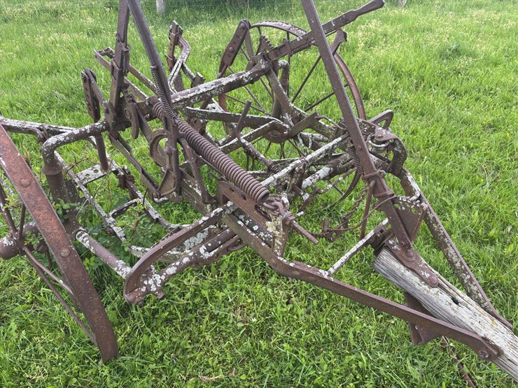 horse-drawn-cultivator-image-14