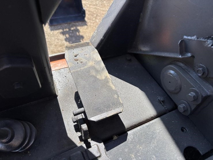 mitsubishi-mx35-image-32