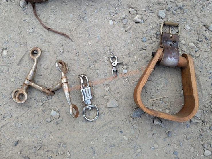 antique-lot---see-description-image-11