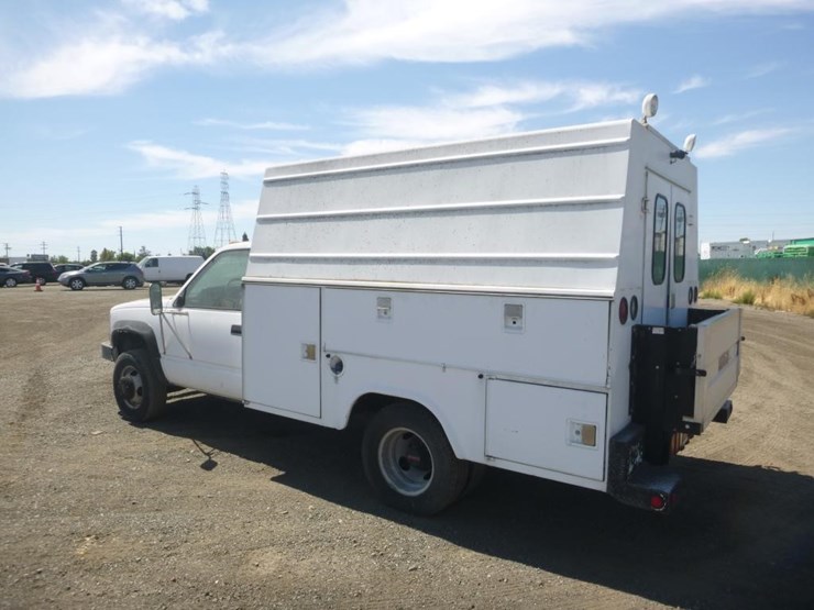 1993-gmc-3500-image-5