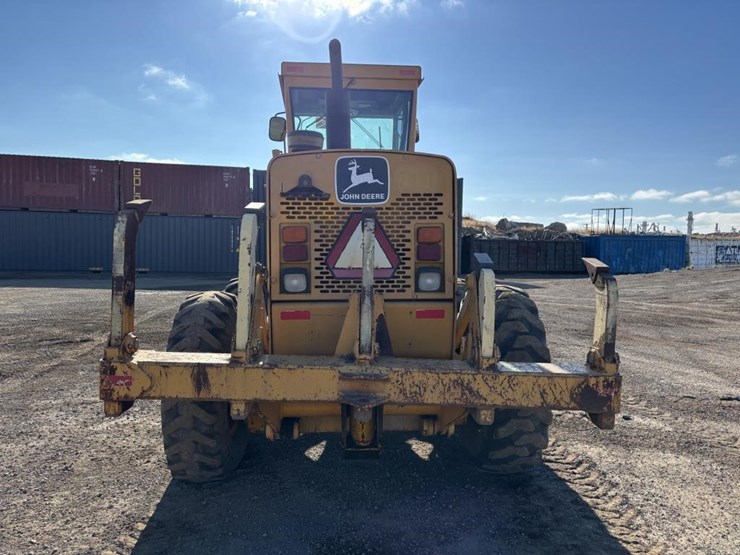 1991-deere-670b-image-8