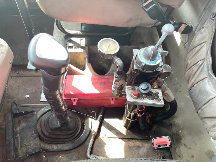 2006-international-9200i-image-33