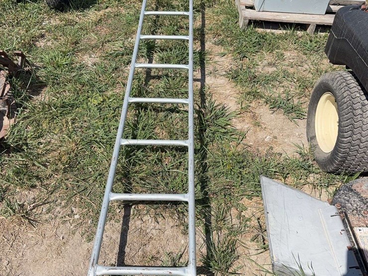 grain-bin-ladder-image-2