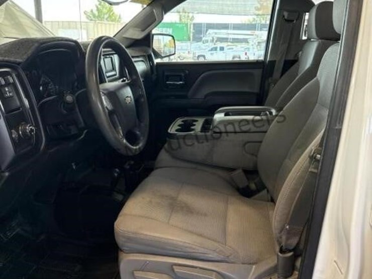 2015-chevrolet-silverado-1500-image-22