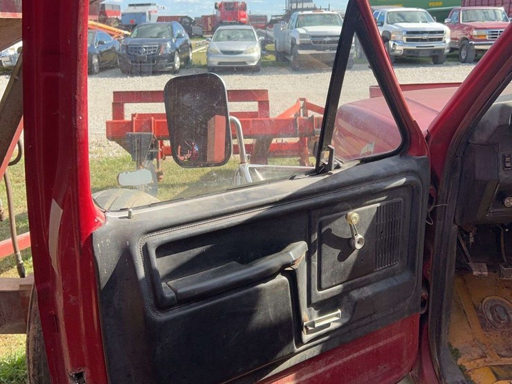 1982-ford-f350-image-7