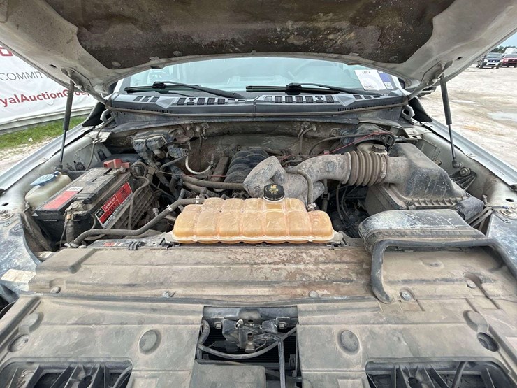 2016-ford-f150-image-9