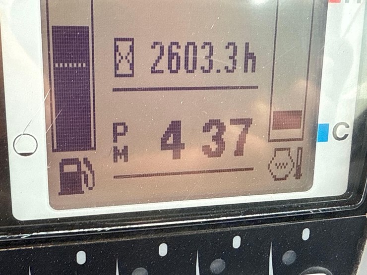 2019-kubota-kx080-image-17
