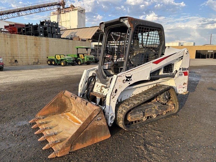 2018-bobcat-t450-image-1