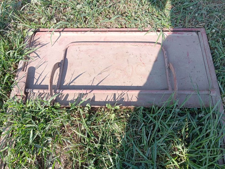 slide-gate-for-grain-bed-image-1