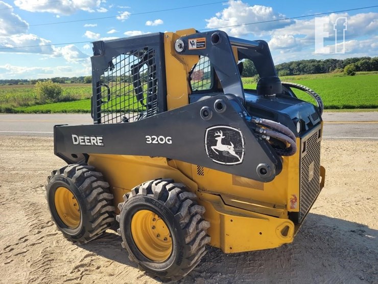 deere-320g-image-12