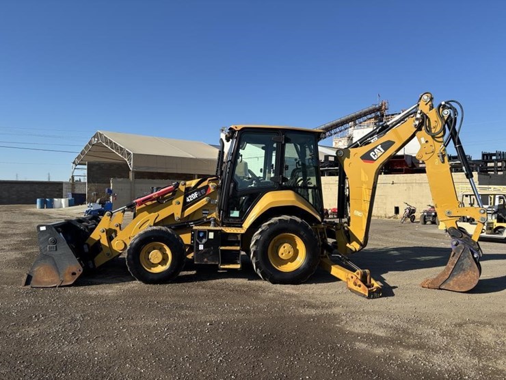 2018-caterpillar-420f2-it-image-5