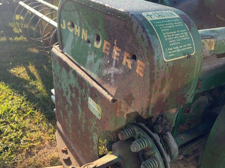 john-deere-24t-image-18