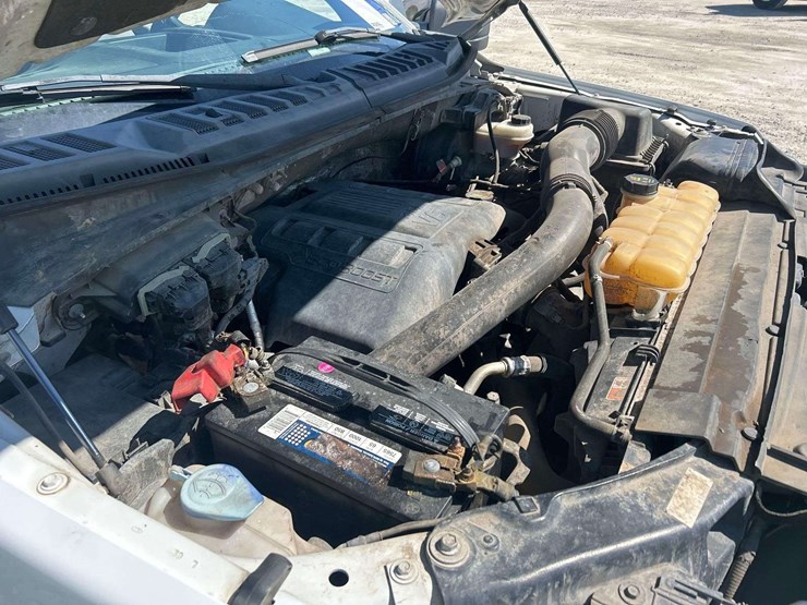 2016-ford-f150-image-9