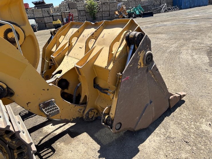 2005-deere-755c-image-11