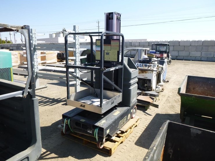 2002-jlg-15vp-image-1