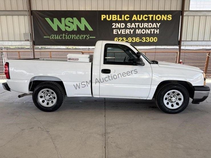 2006-chevrolet-silverado-1500-image-1
