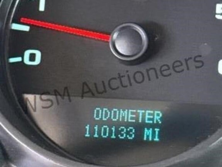 2012-chevrolet-silverado-1500-image-17