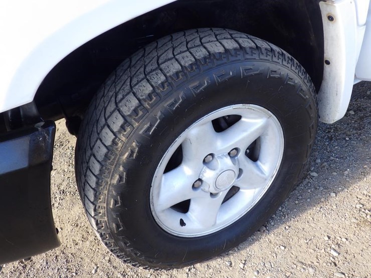 2005-dodge-dakota-image-10