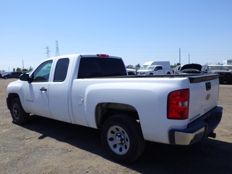 2013-chevrolet-1500-image-4