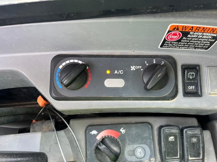 2019-kubota-kx080-image-31