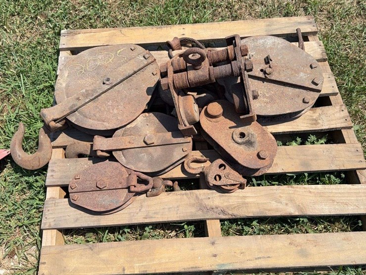 7-pulleys-various-sizes-image-1