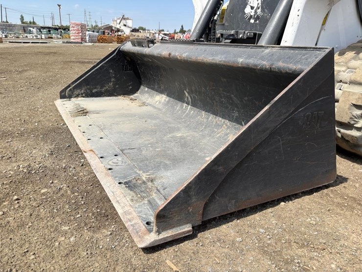 2023-bobcat-t66-image-9