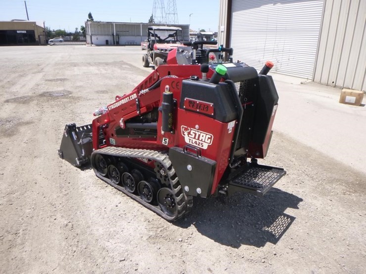 2024-stag-tl425-skid-steer-track-loader-image-4