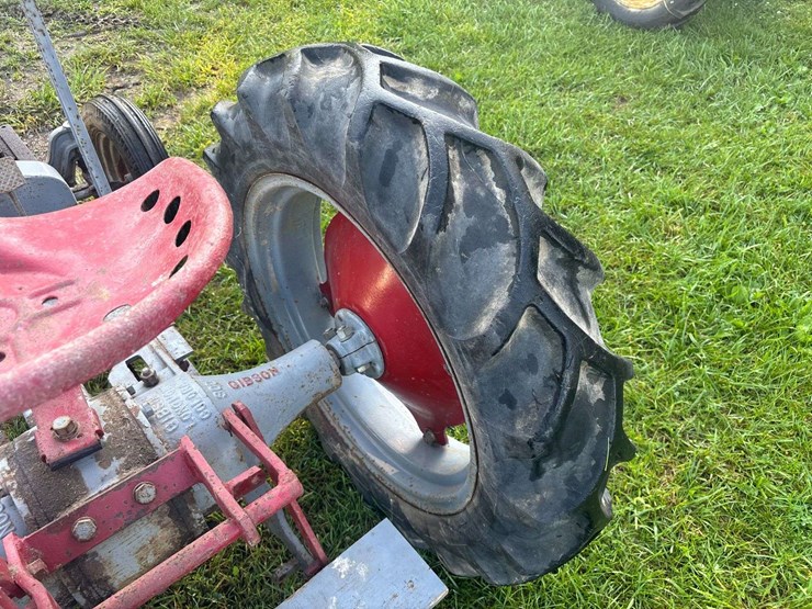 gibson-aeh-garden-tractor-image-84