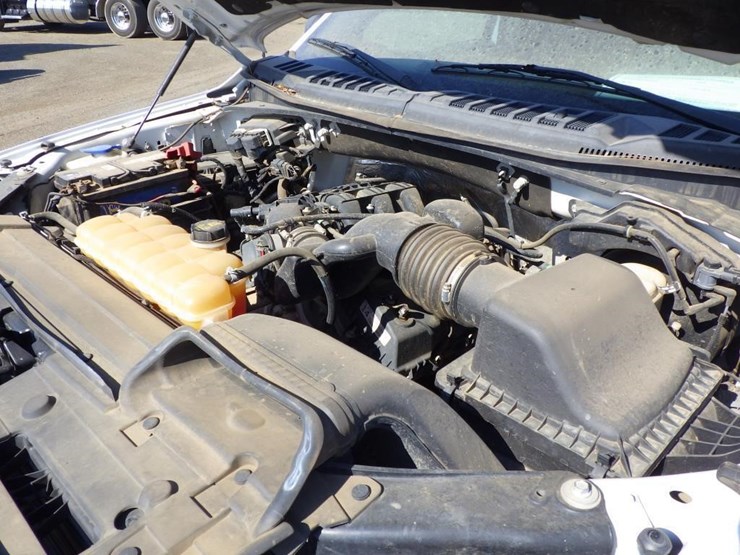 2015-ford-f150-image-8