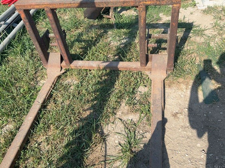 3pt-pallet-forks-image-1