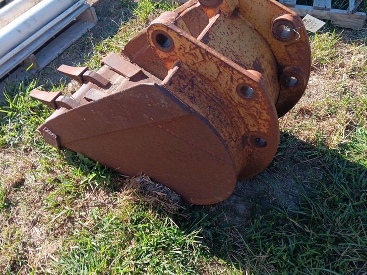 john-deere-24-image-2