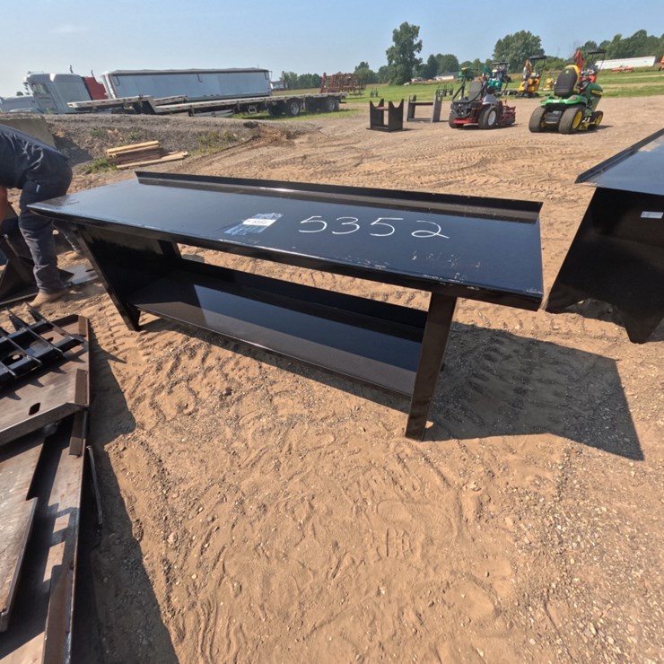 #5352 • 90" Work Bench