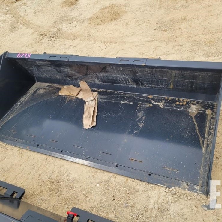 WOLVERINE TDB-11-84W BUCKET