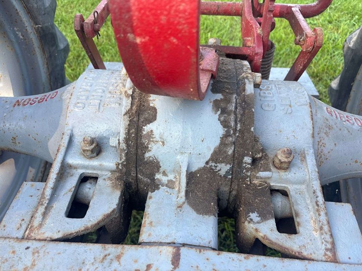 gibson-aeh-garden-tractor-image-56
