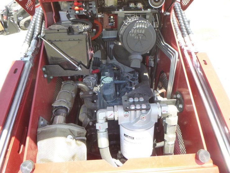 2024-stag-tl425-skid-steer-track-loader-image-23
