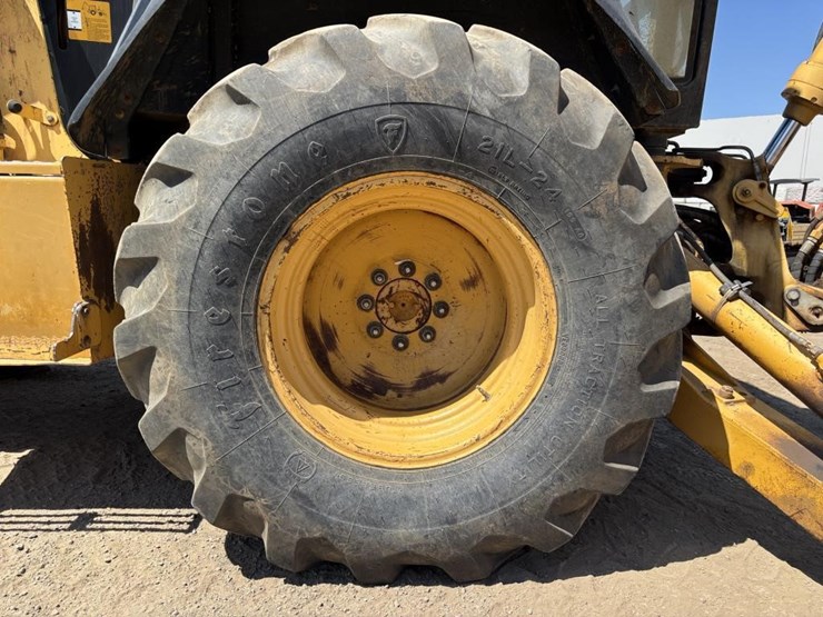 1998-deere-410e-image-32