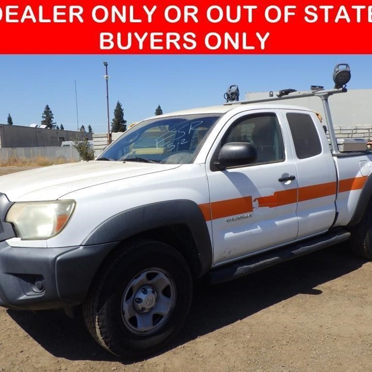 2014 TOYOTA TACOMA