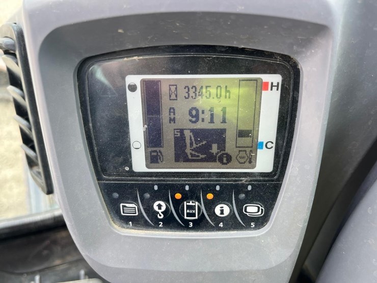 2019-kubota-kx080-image-28