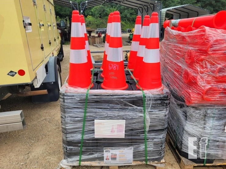 traffic-cones-(250)-image-1
