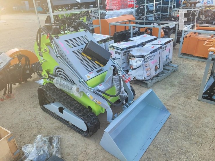 land-hero-ldh-t460-loader-image-1