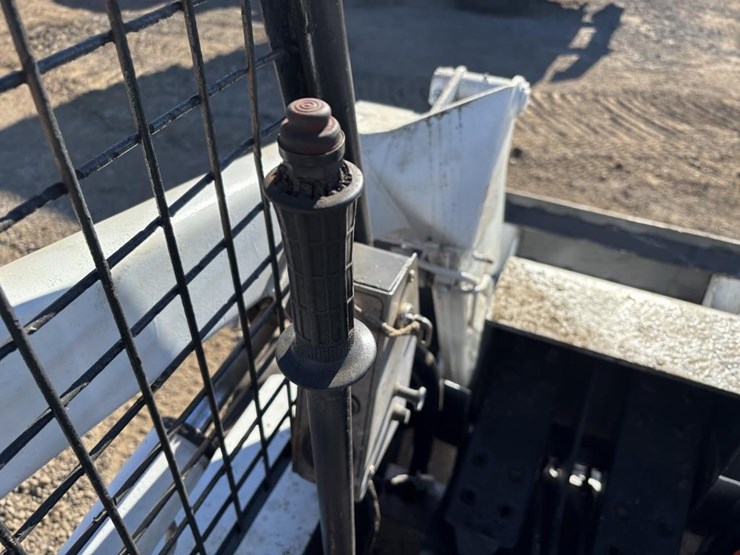 bobcat-343-image-18