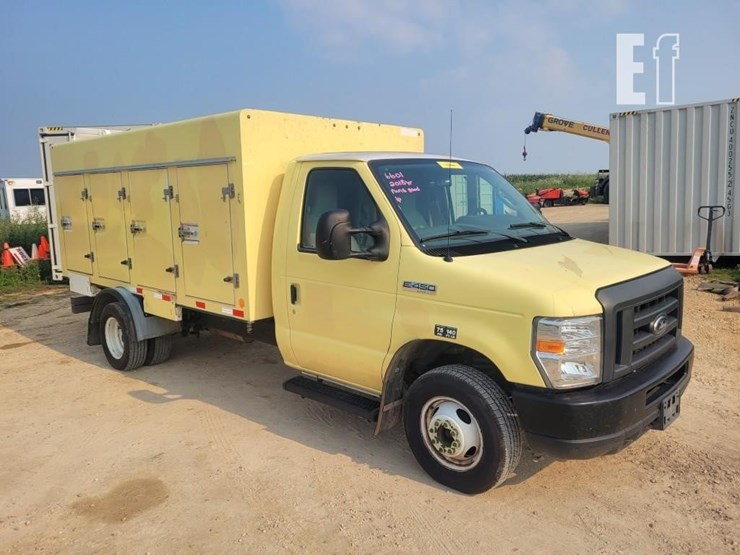 2018-ford-e450-image-4