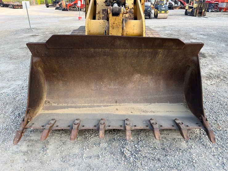 caterpillar-953-image-9