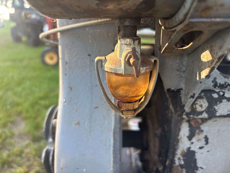 gibson-aeh-garden-tractor-image-17