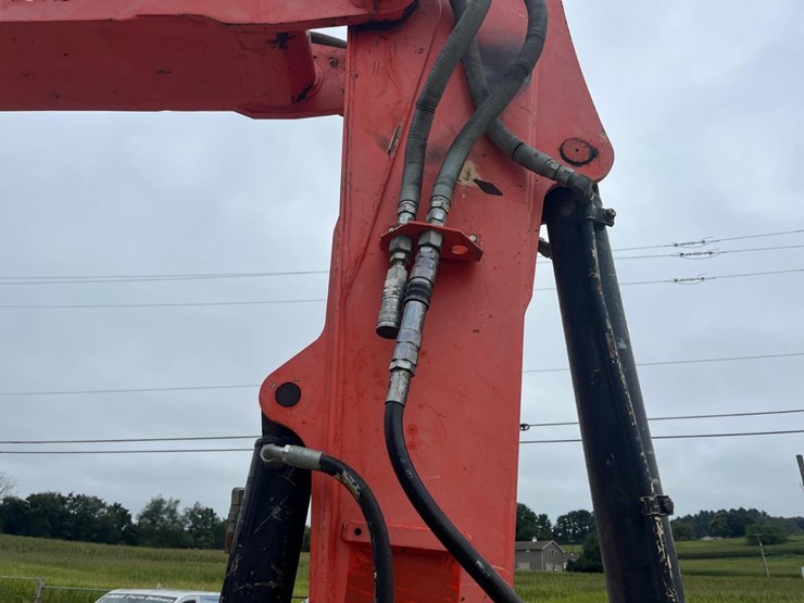 2019-kubota-kx080-image-11