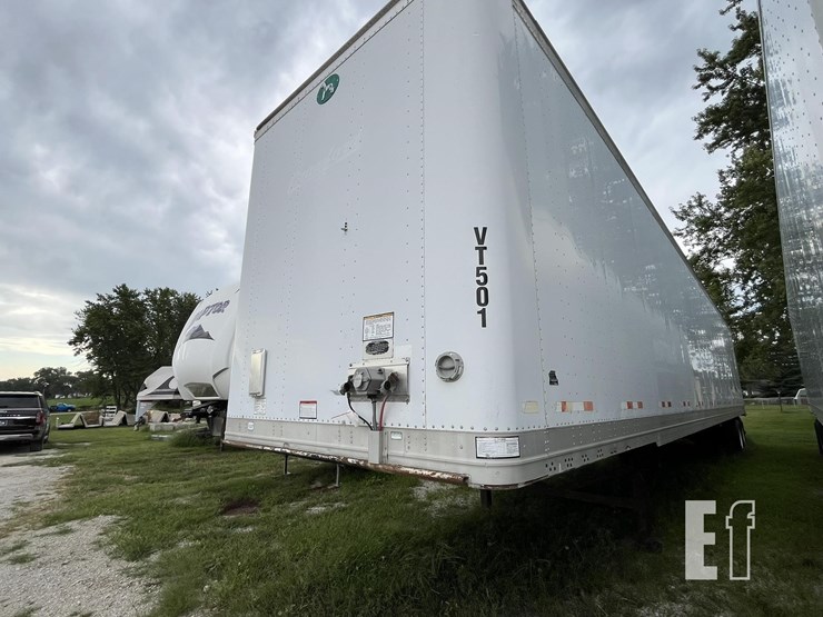 2008-great-dane-53'-x-100"-image-1
